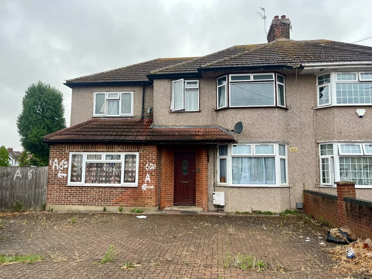 Flat Somerset Road in Greater London