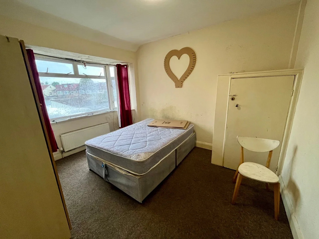 Flat Somerset Road in Greater London