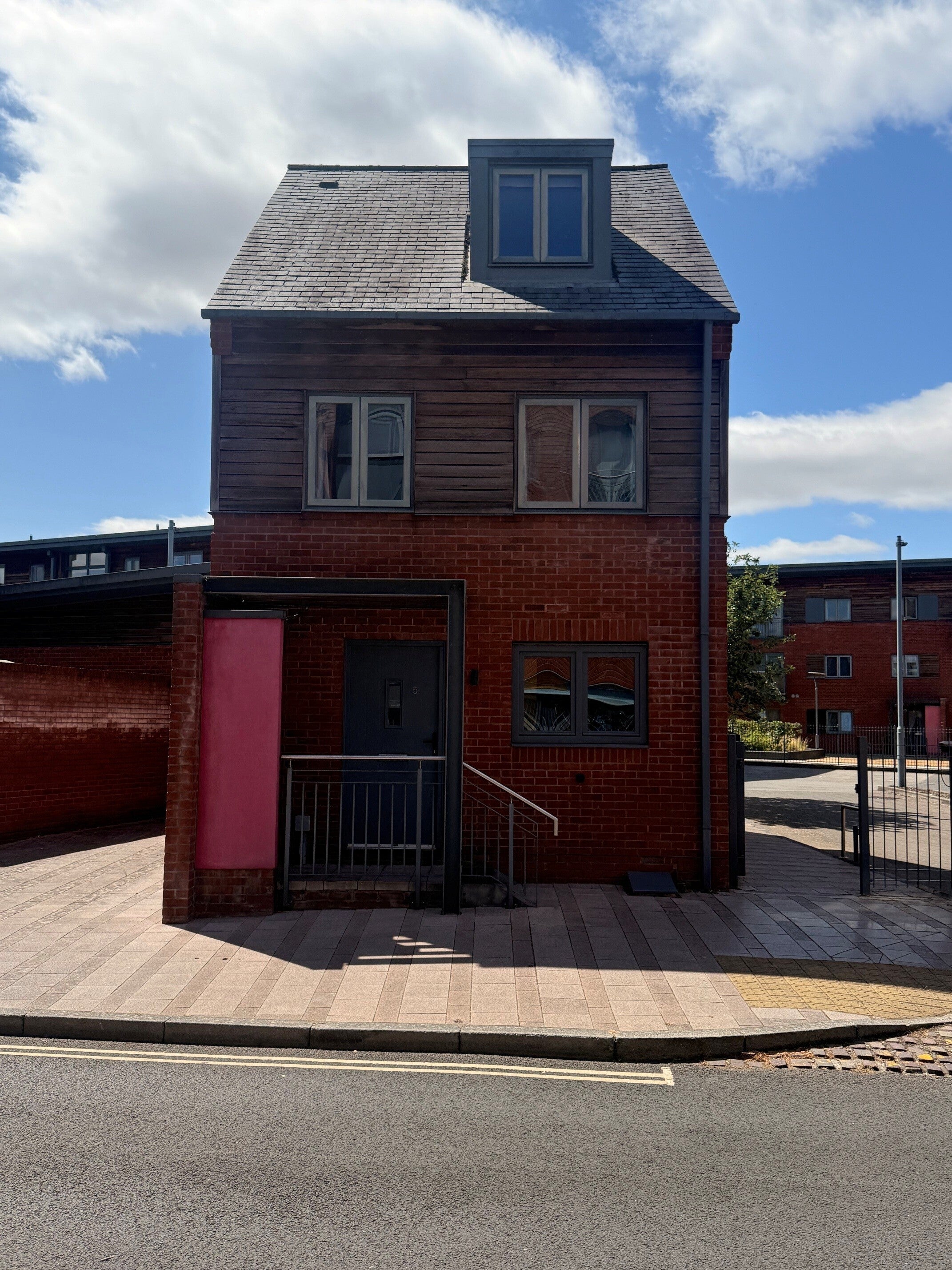 House Layland Walk in Worcester