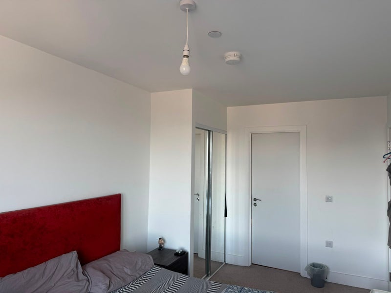 Room Norah Smyth Road in Greater London