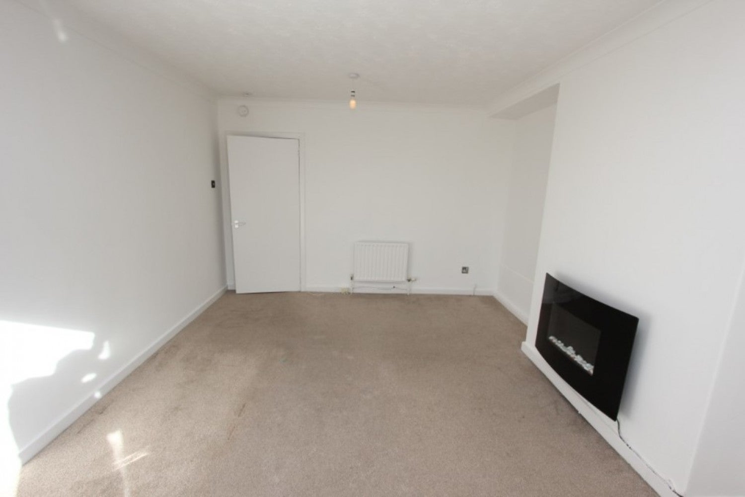 Flat Balerno Drive in Glasgow