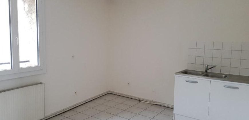 Flat Rue Youri Gagarine in Bron