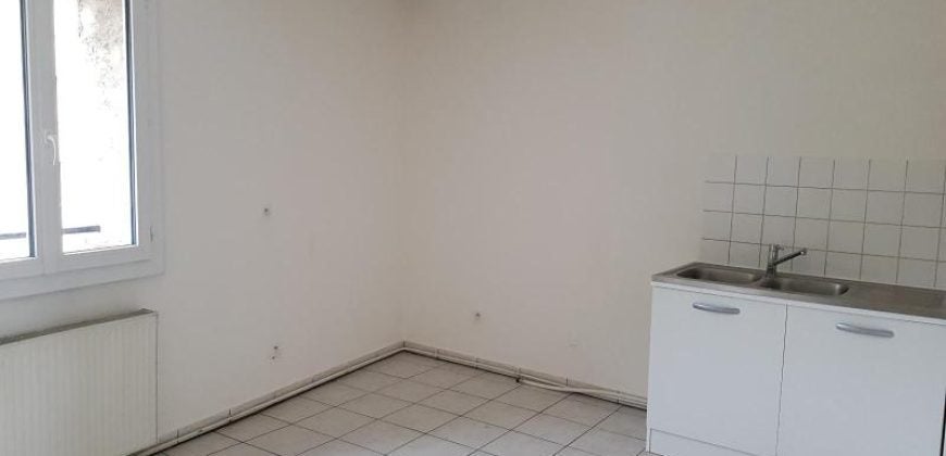 Flat Rue Youri Gagarine in Bron