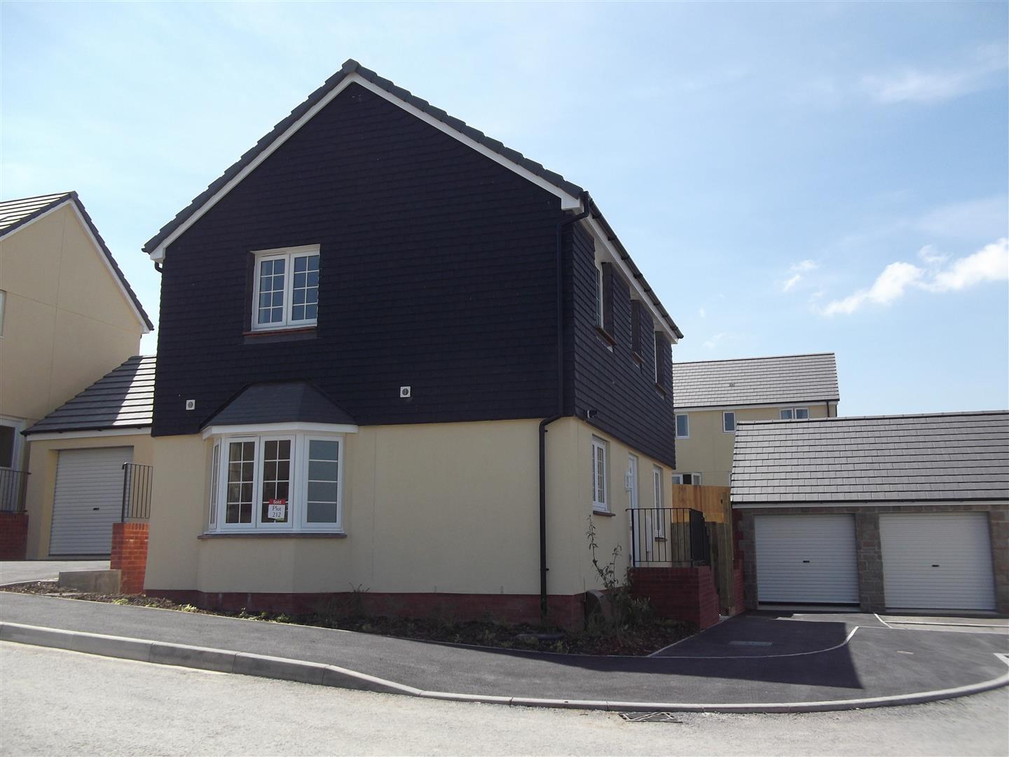 House Long Barton Avenue in West Devon