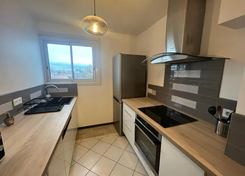 Flat Avenue Marcelin Berthelot in Le Bouscat
