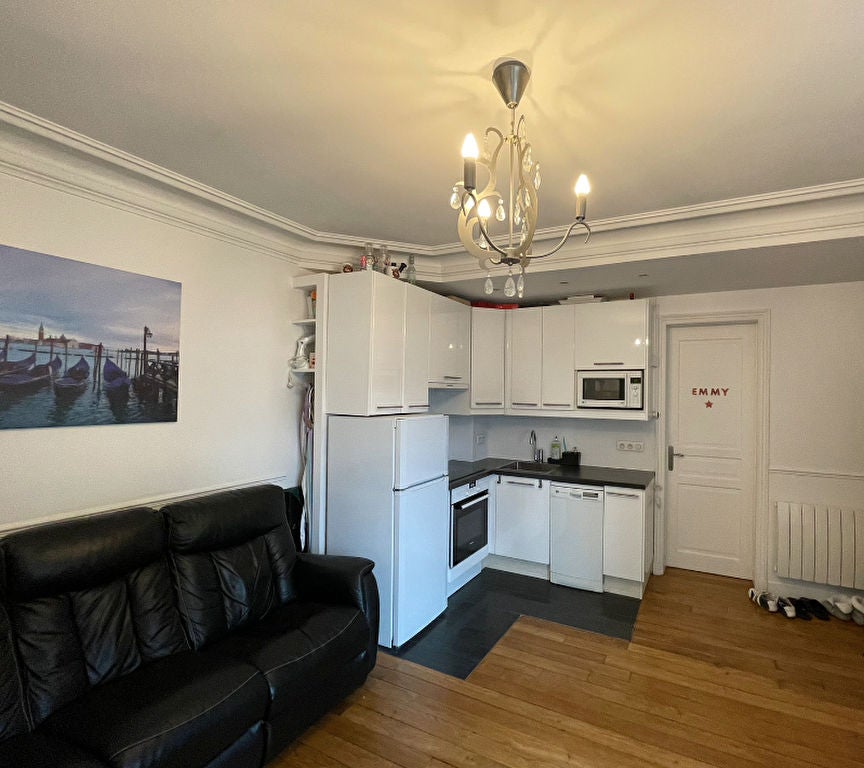 Appartement Rue des Boulets à Paris