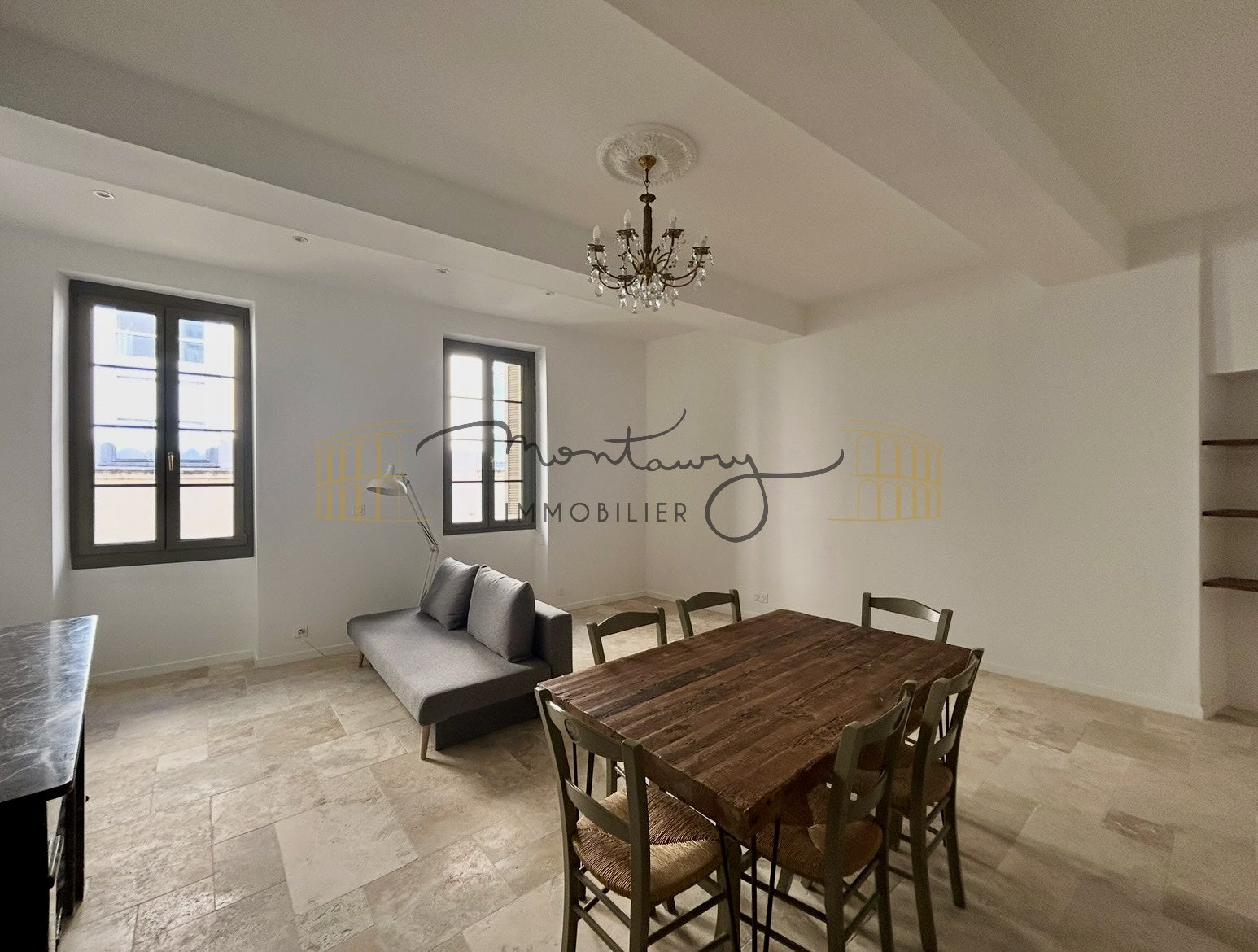 Appartement Rue de la Madeleine à Nîmes
