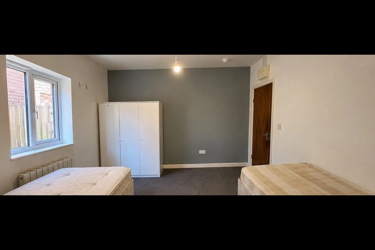Room Chaplin Road in Greater London