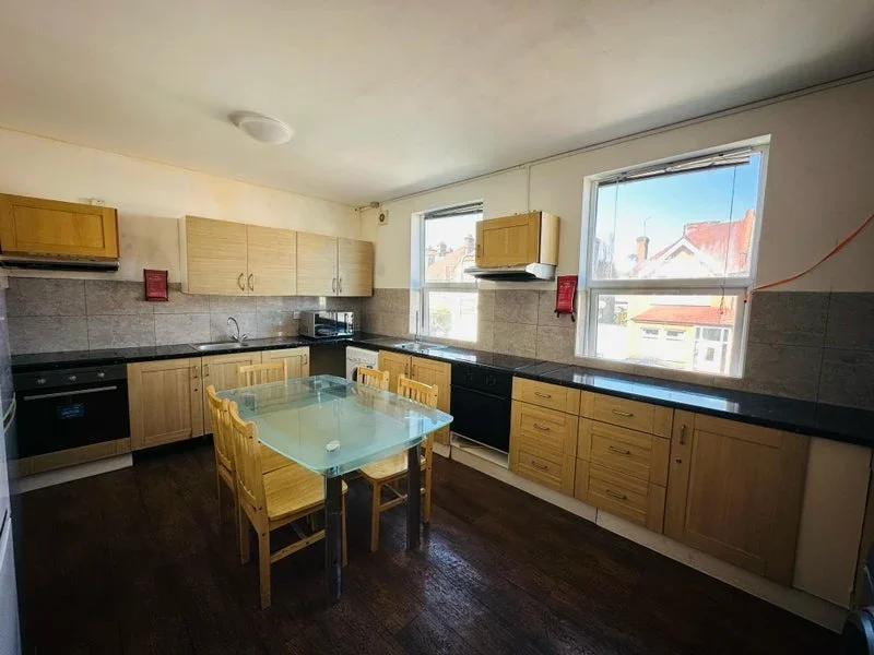 Room Chaplin Road in Greater London