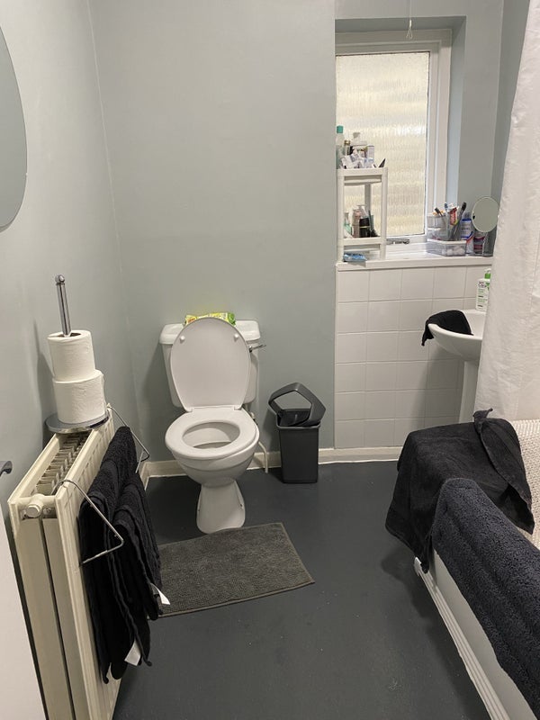 Room Pelham Road in Greater London
