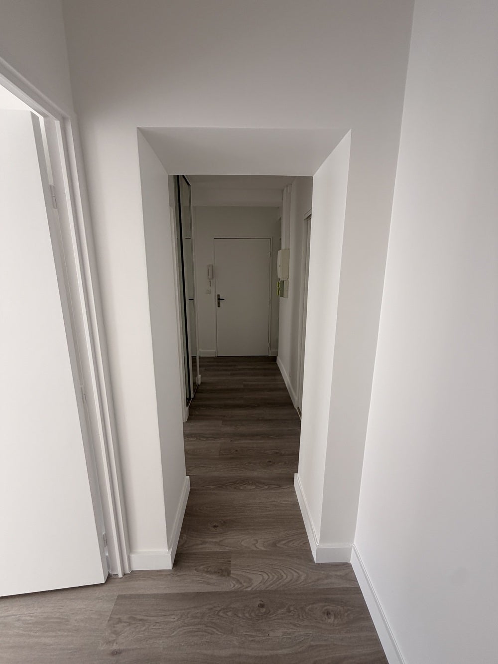 Flat Rue du Faubourg Saint-Denis in Paris