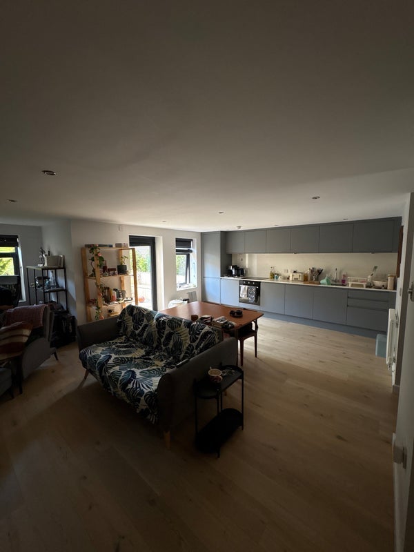Room Maple Avenue in Manchester