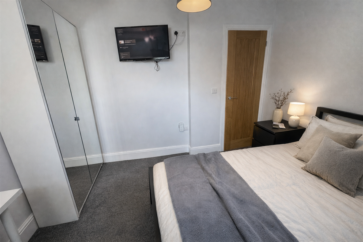Flat Radcliffe Road in Rushcliffe