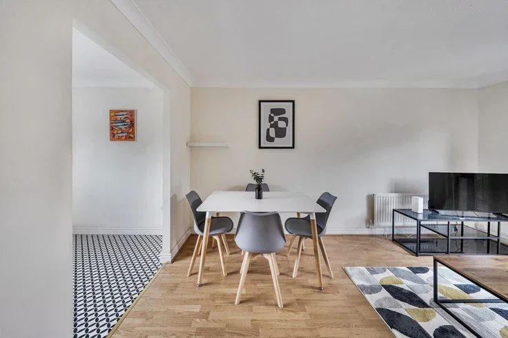 Flat Nuffield Road in Oxford