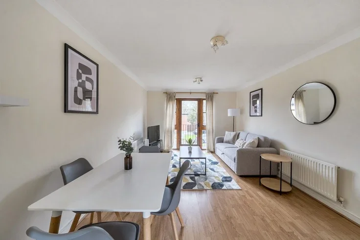 Flat Nuffield Road in Oxford