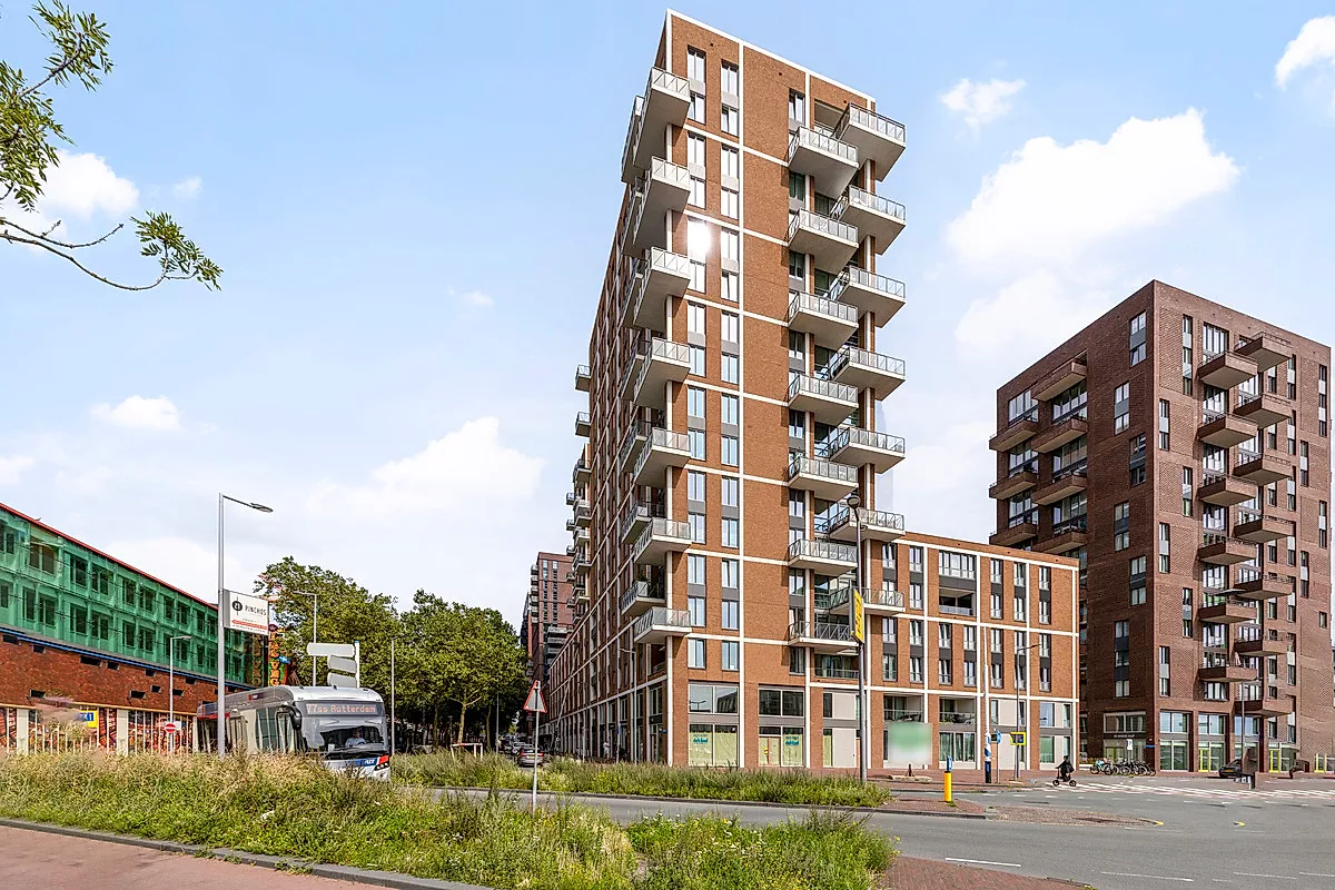 Flat Brede Hilledijk in Rotterdam