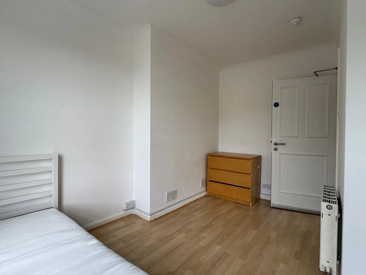 Room Eltham Hill in Greater London