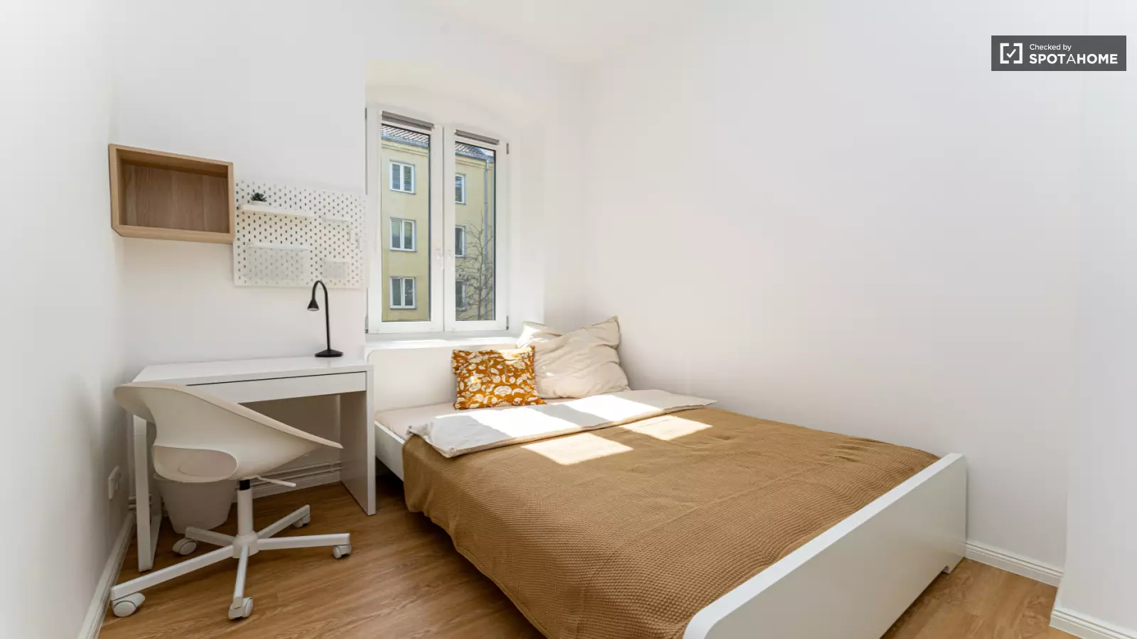 Zimmer Residenzstraße in Berlin