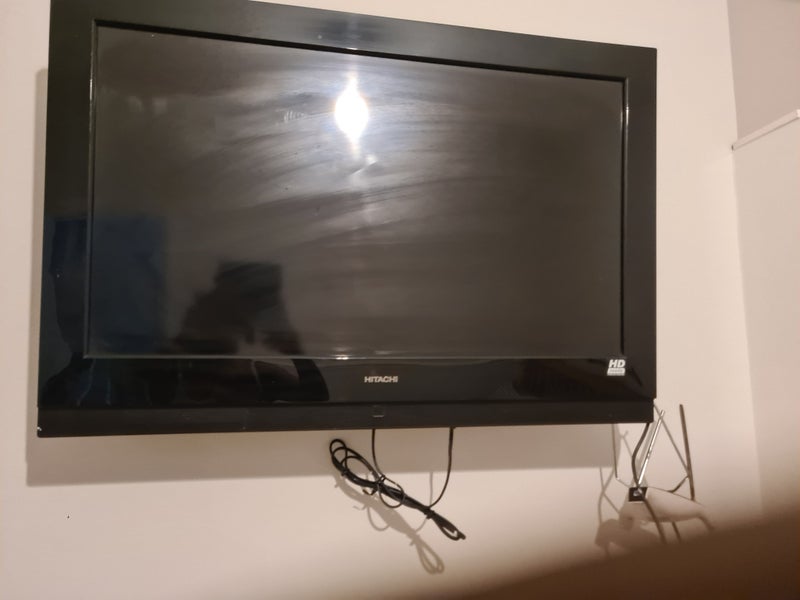 Room Leopold Road in Greater London