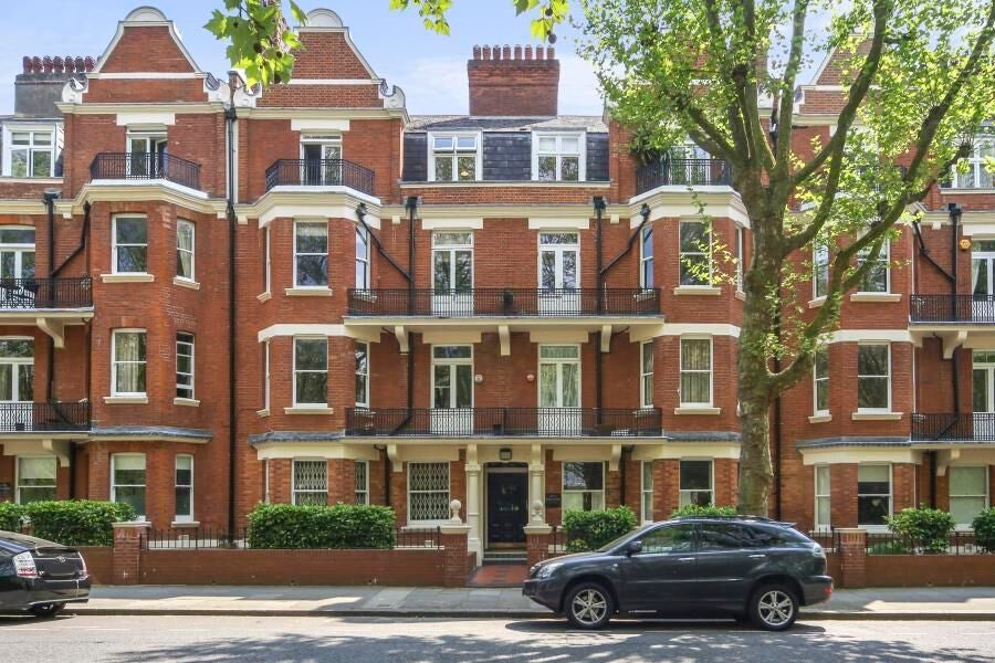 Flat Grantully Road in City of Westminster