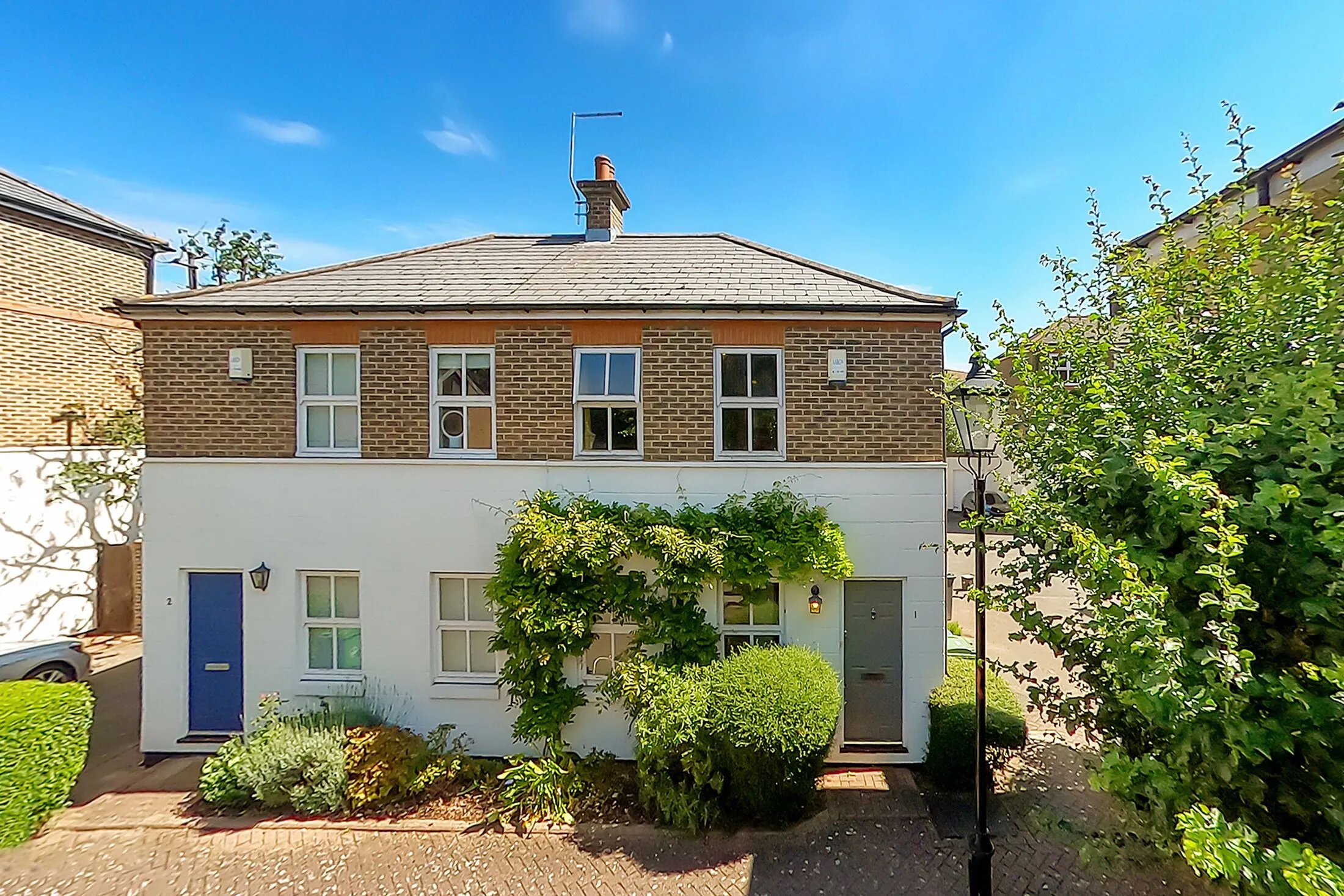 House Elms Road in Greater London
