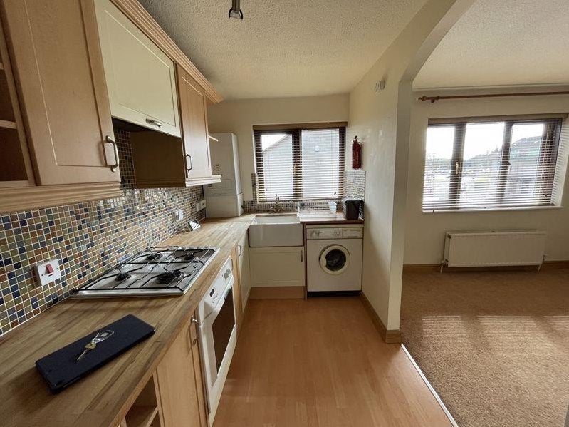 Flat Appletree Court in Weston-super-Mare