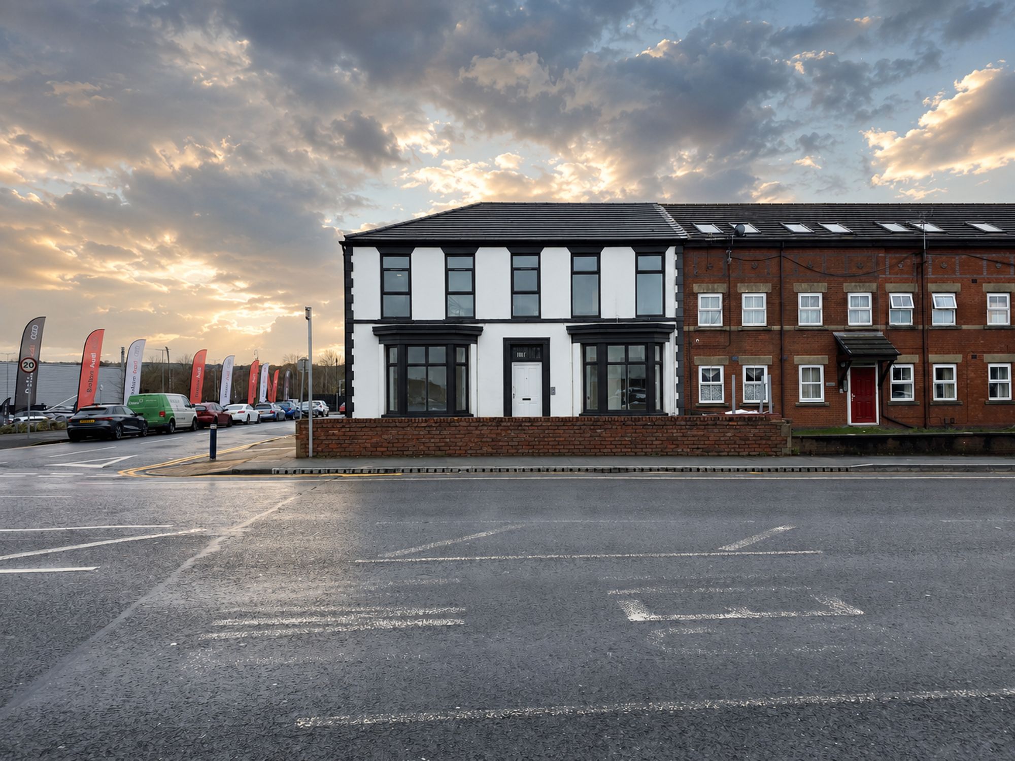Room Manchester Road in Farnworth
