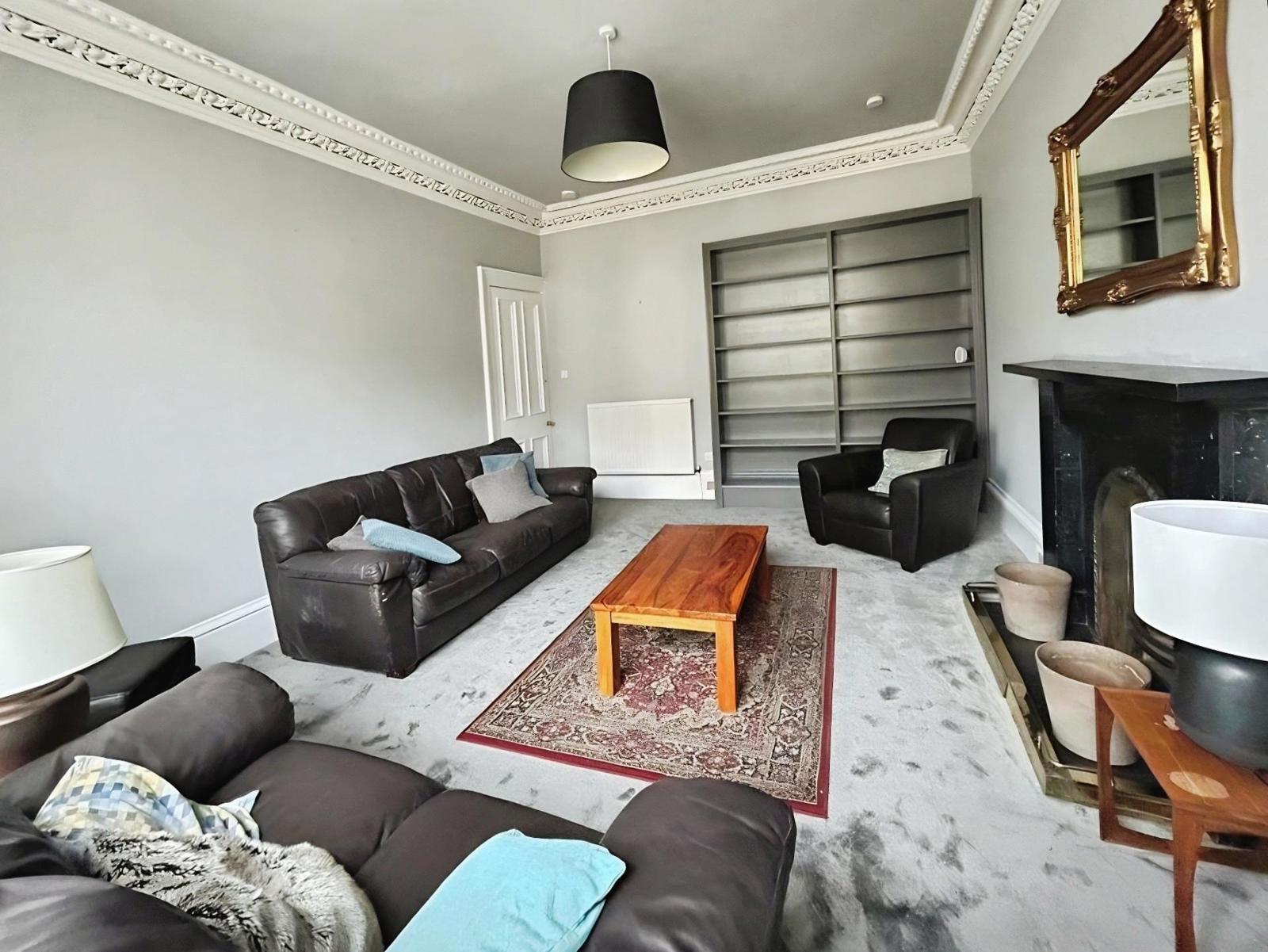 Flat Tarvit Street in City of Edinburgh