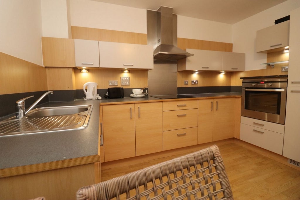 Room Globe Road in Greater London
