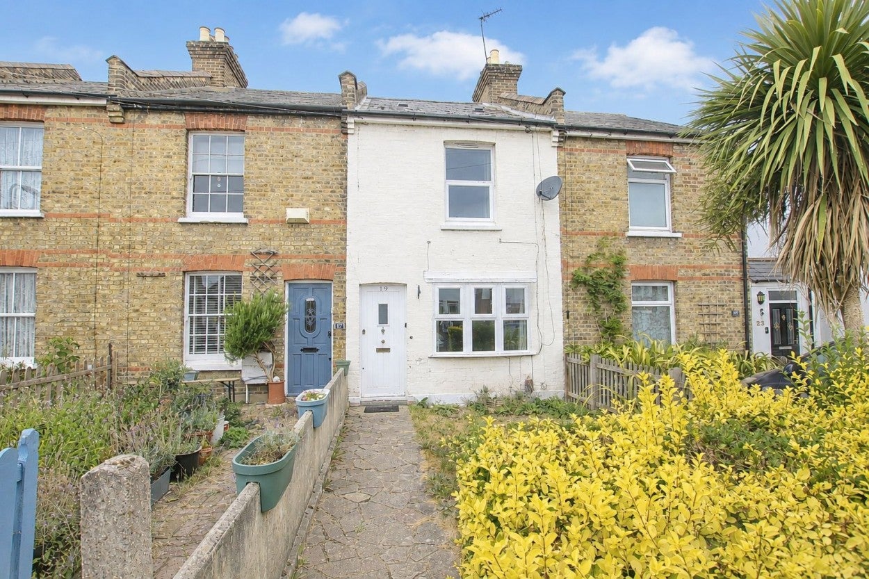 House Bernard Road in Greater London