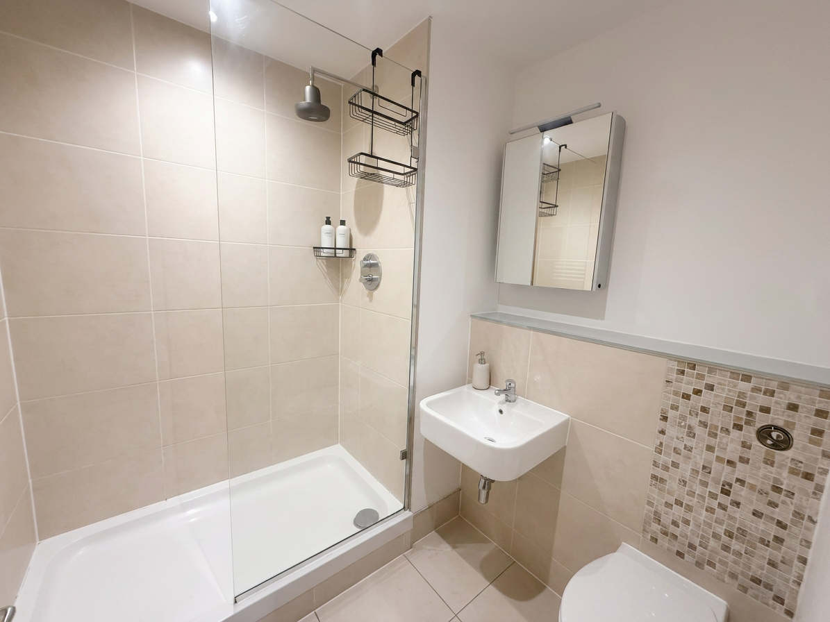 Flat Woodmill Close in Greater London