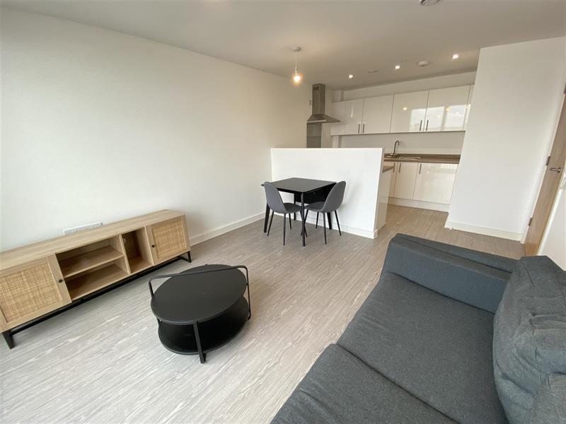 Flat Oldfield Road in Salford