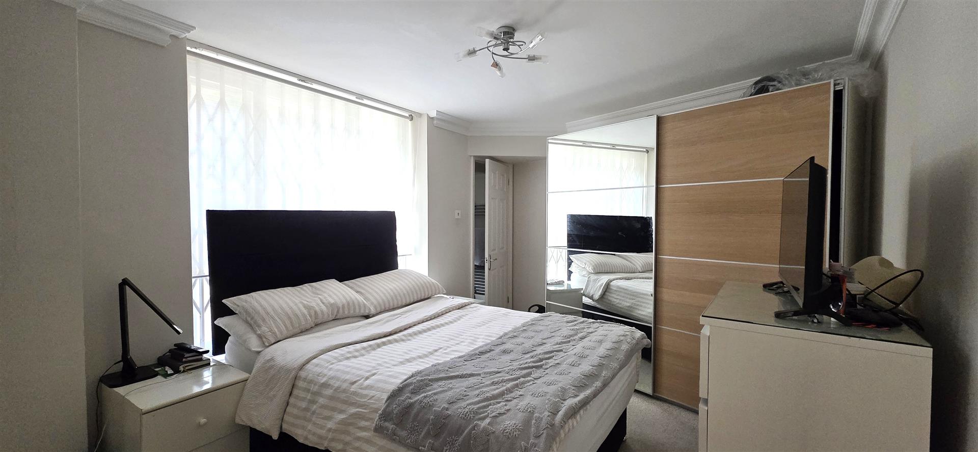 Flat Belgrave Gardens in City of Westminster
