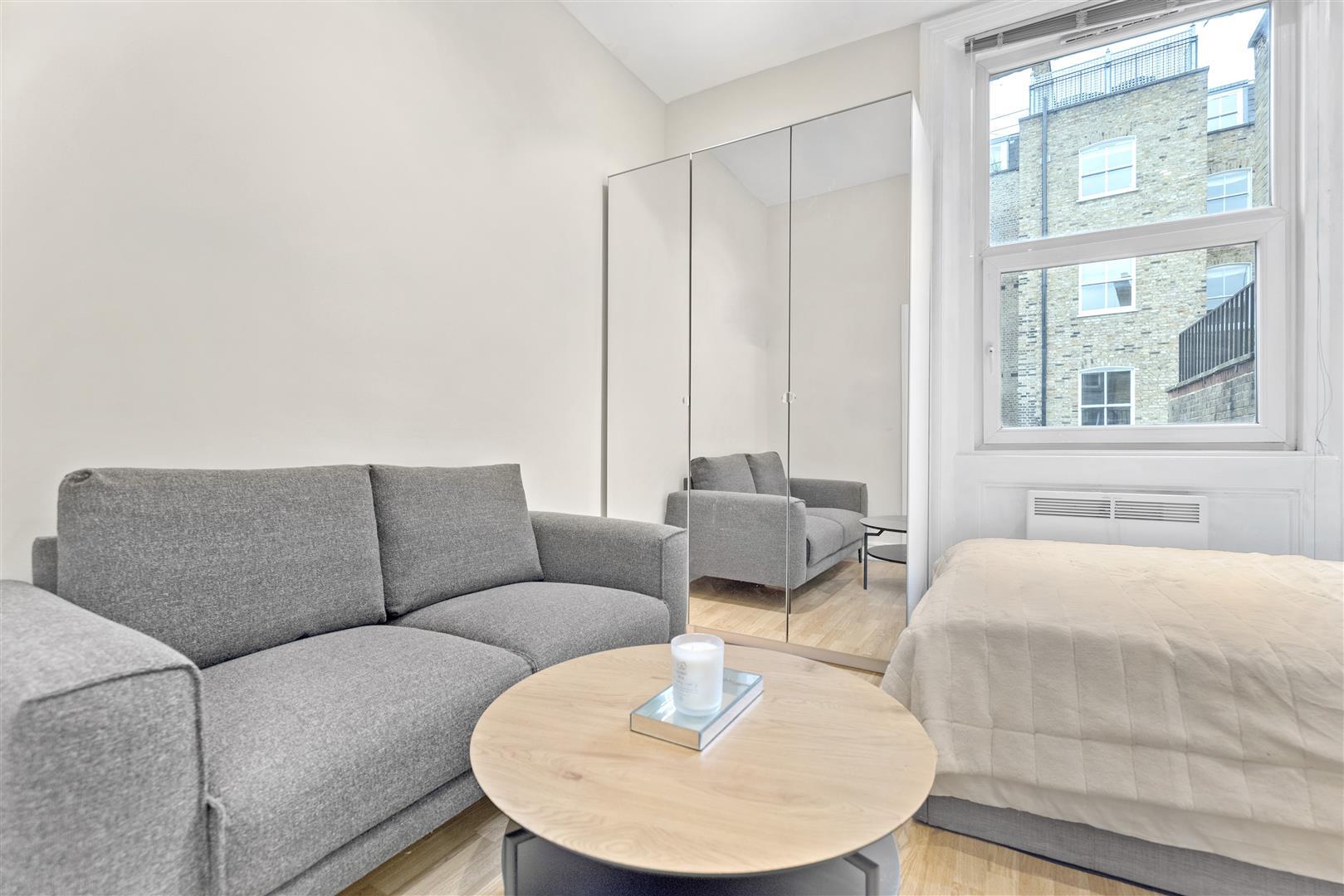 Flat Collingham Place in Greater London