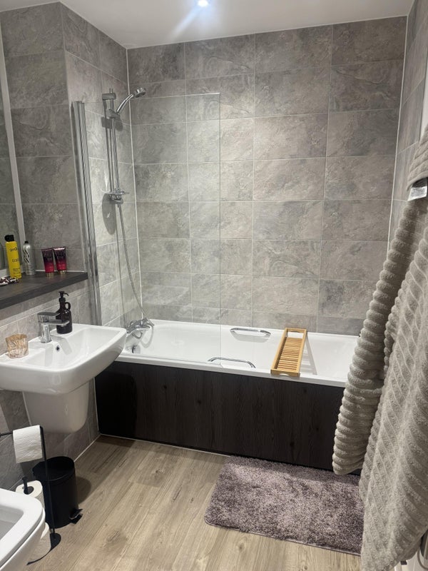 Room Ordsall Lane in Salford