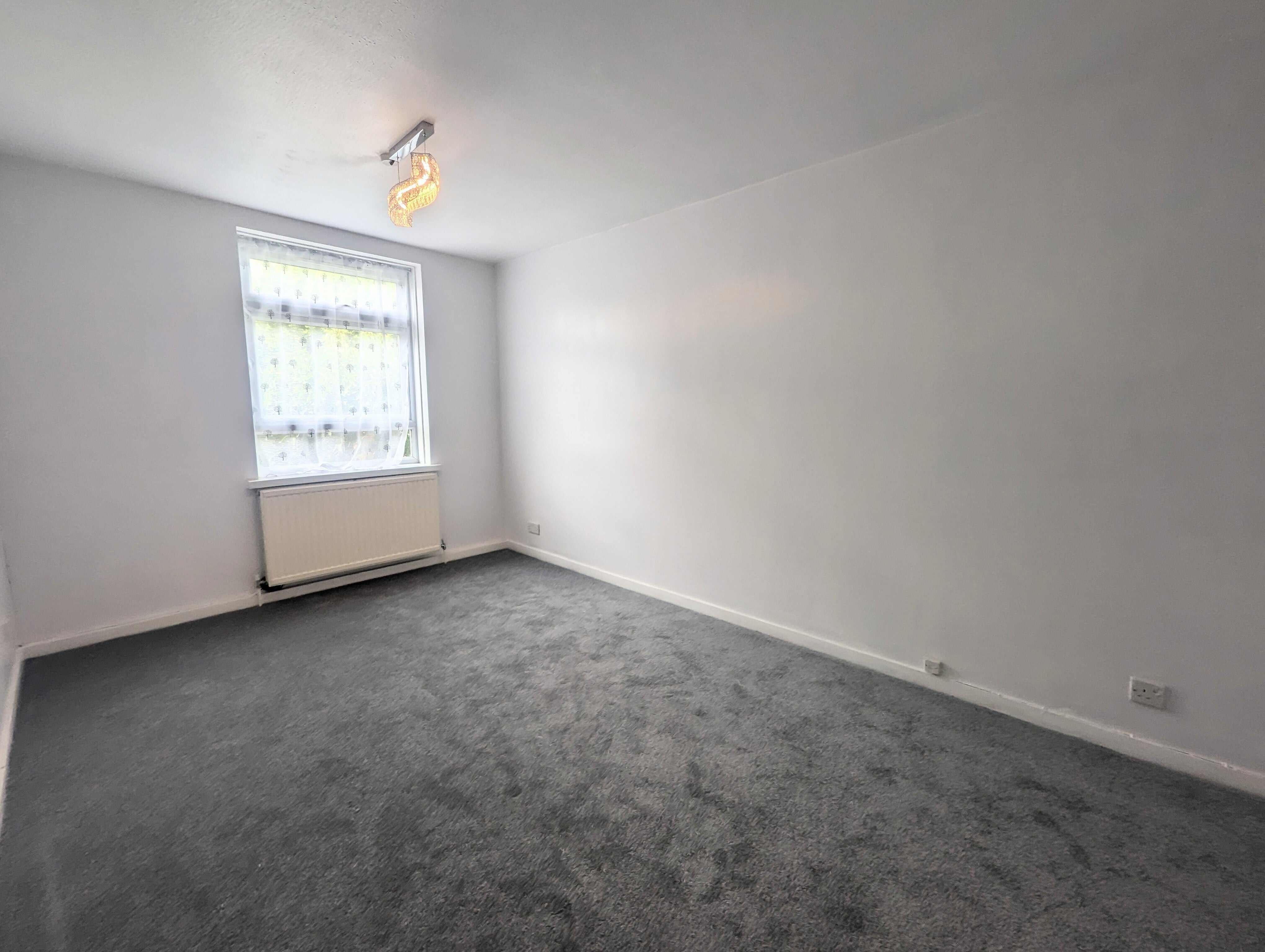 House Launcelot Close in Test Valley