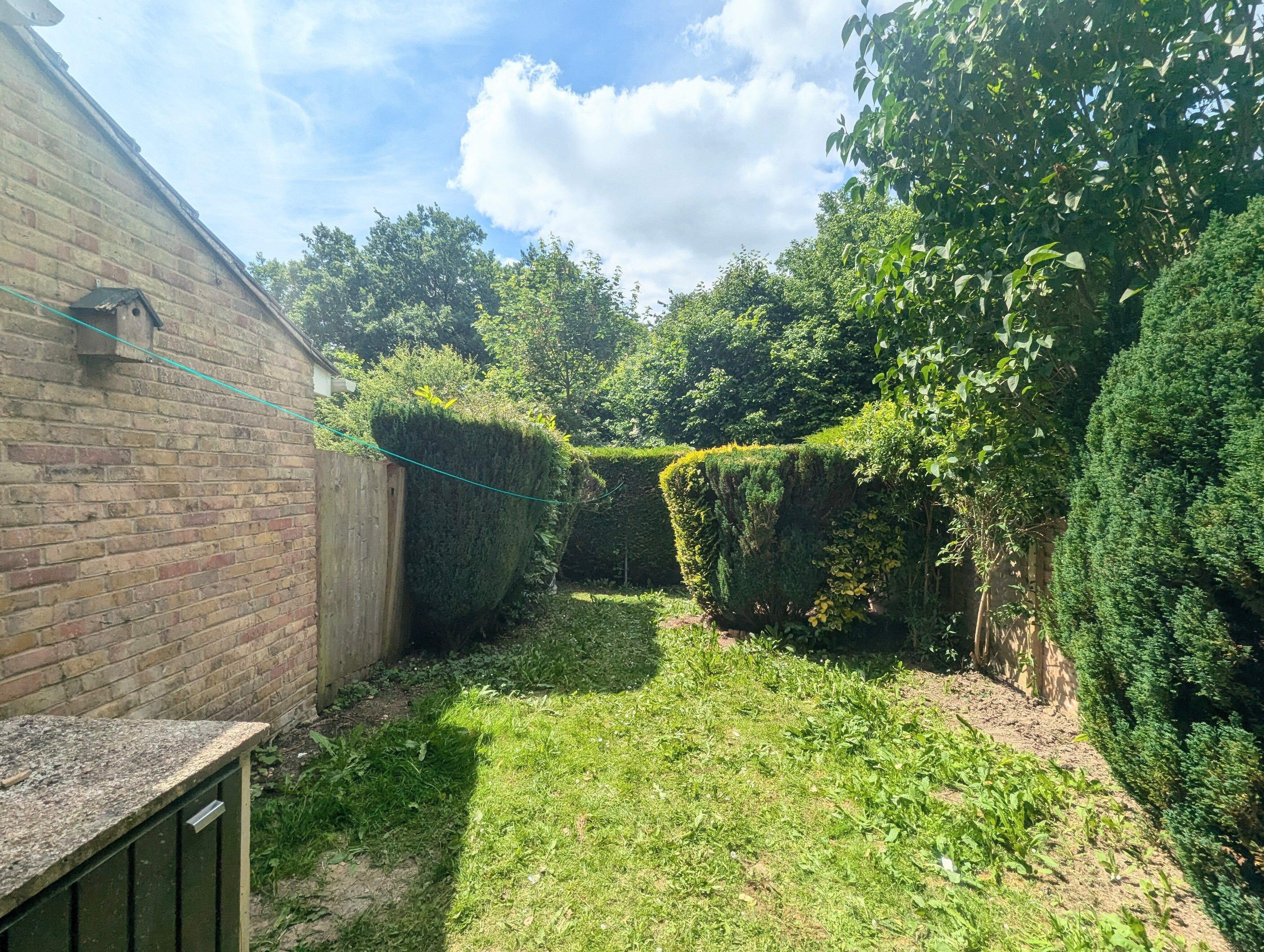 House Launcelot Close in Test Valley
