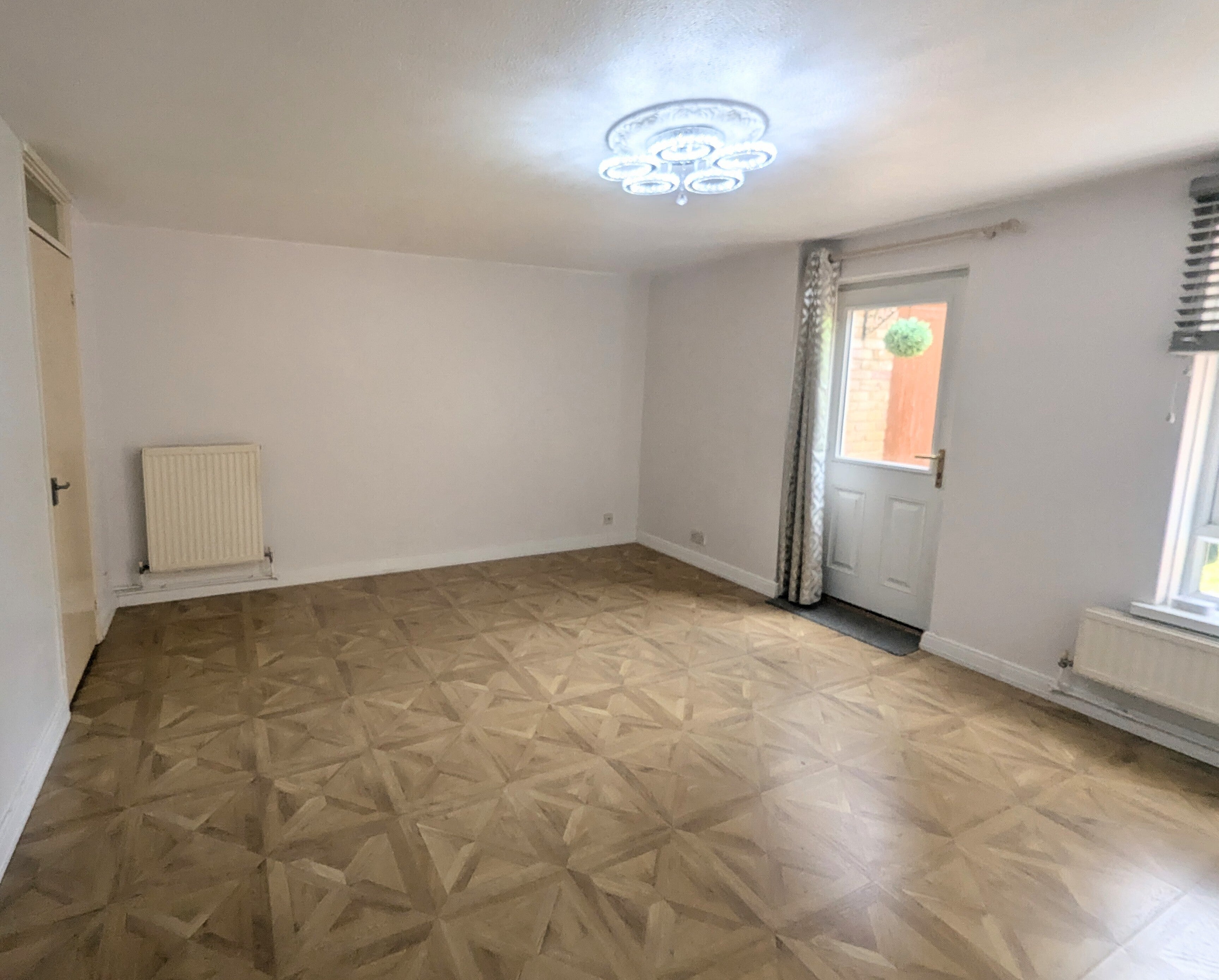 House Launcelot Close in Test Valley