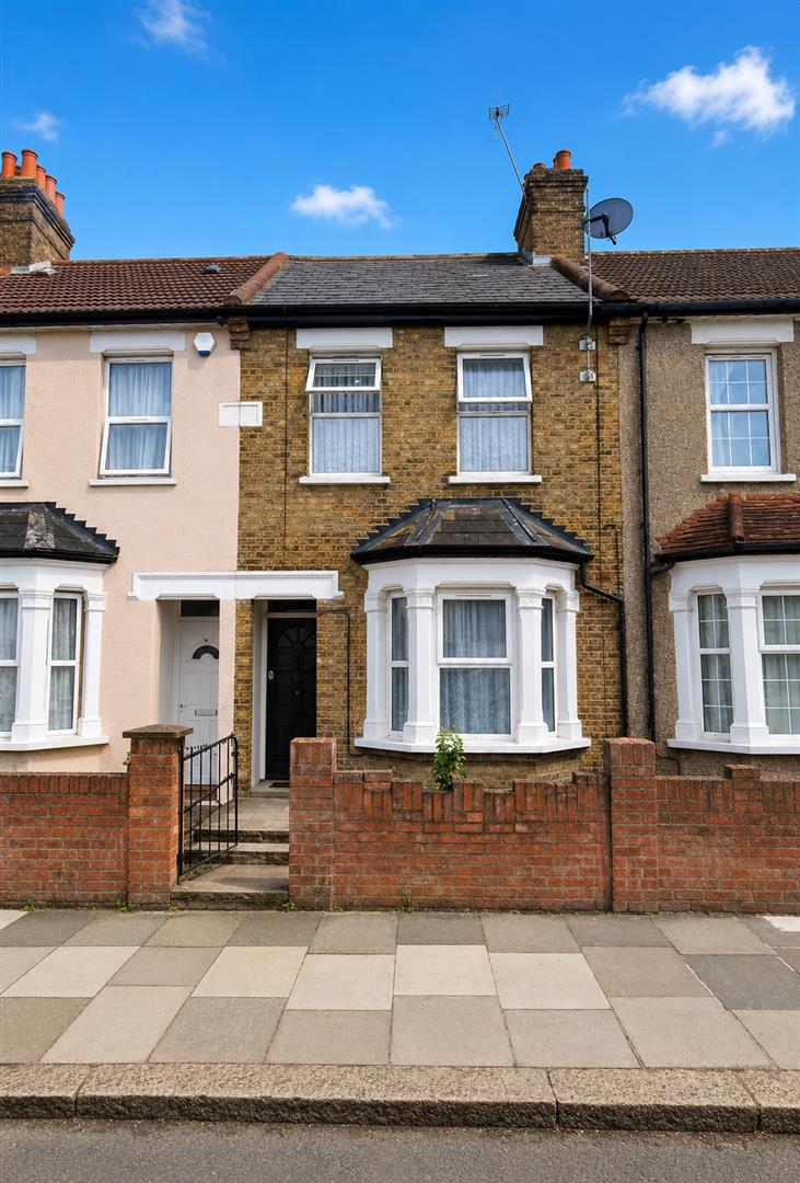 Flat Regina Road in Greater London