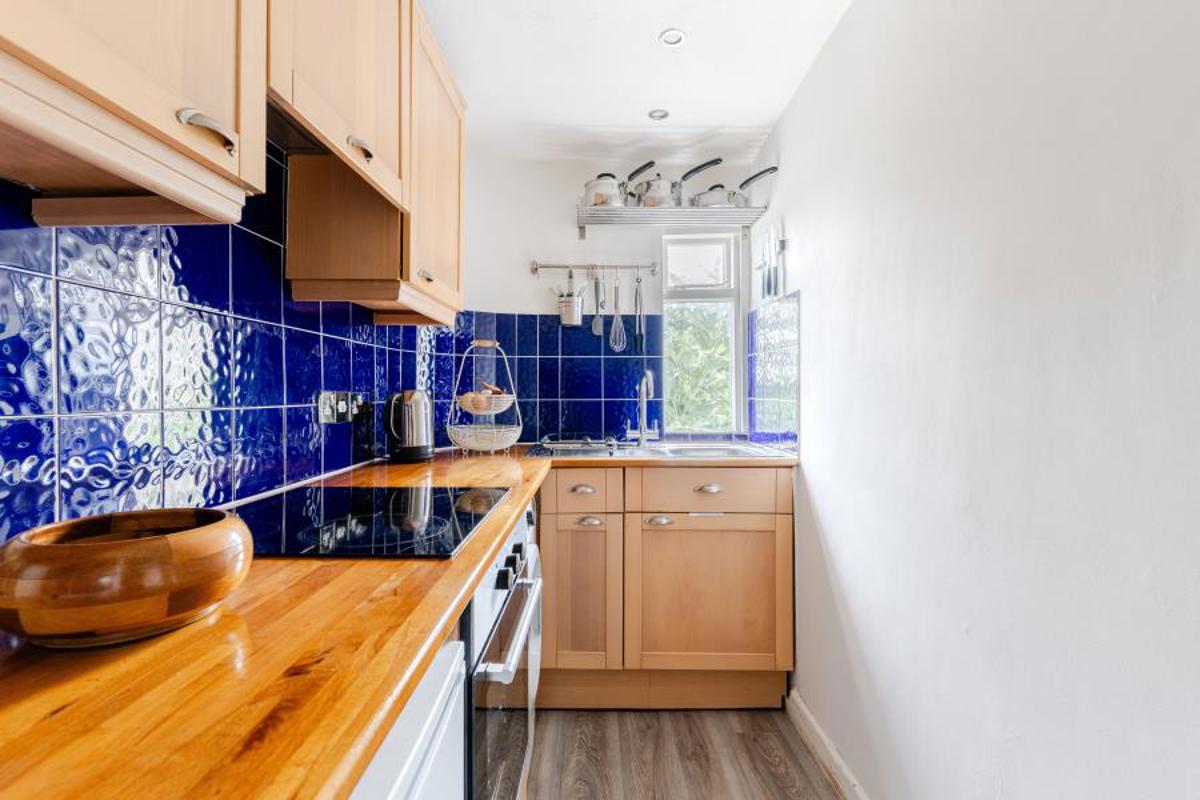 Flat Chandos Road in Bristol