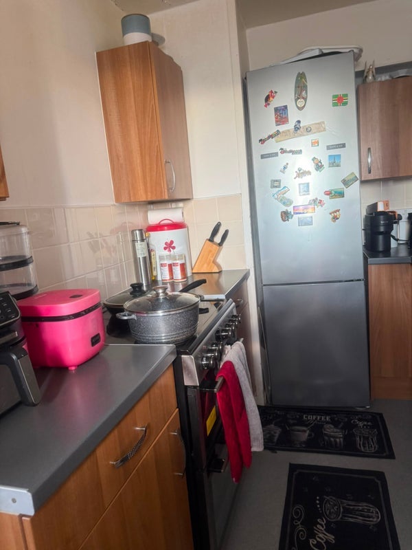 Room Hampson Way in Greater London