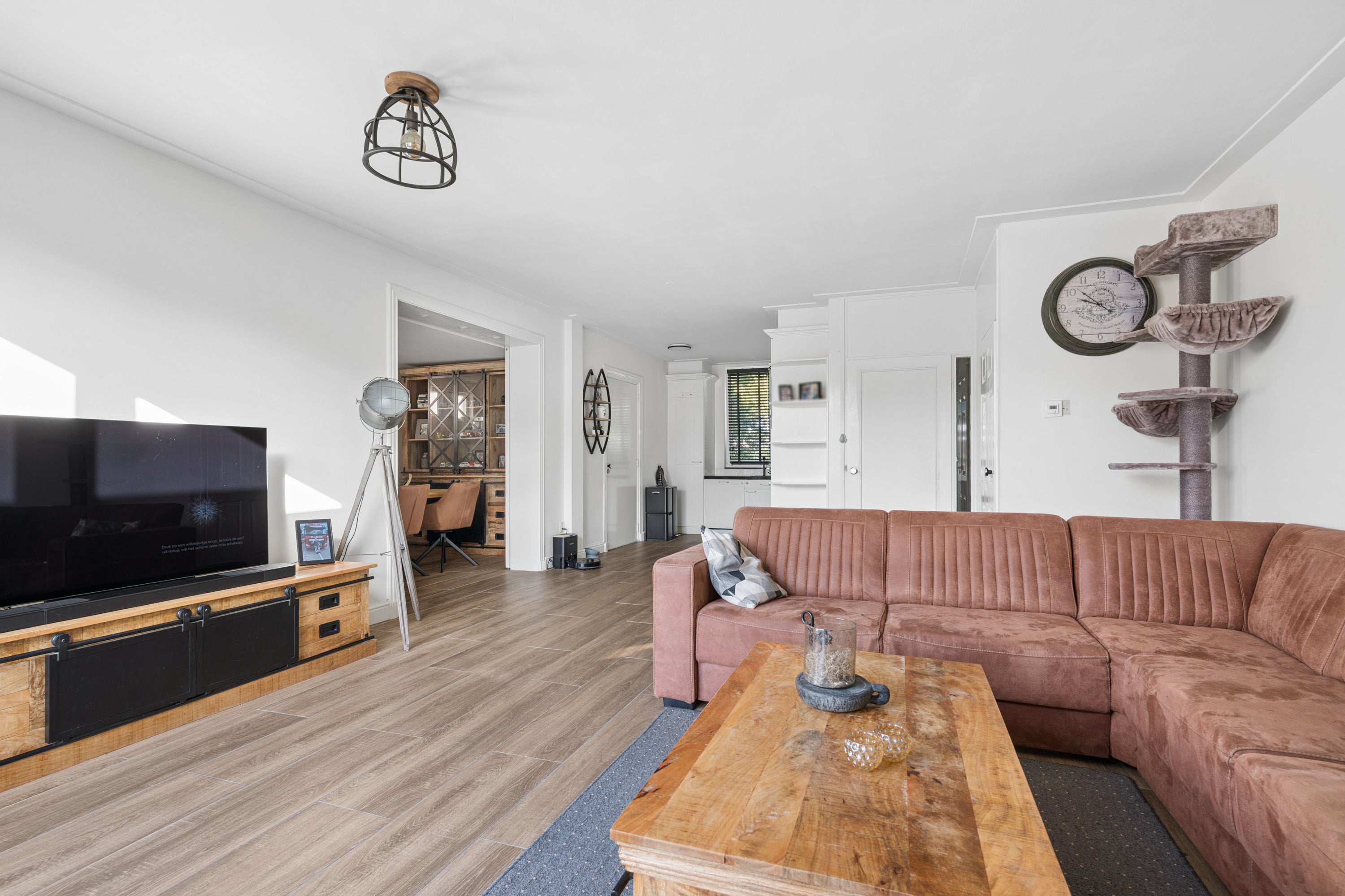 Hoekwoning te koop: Annadaal 59, Ede