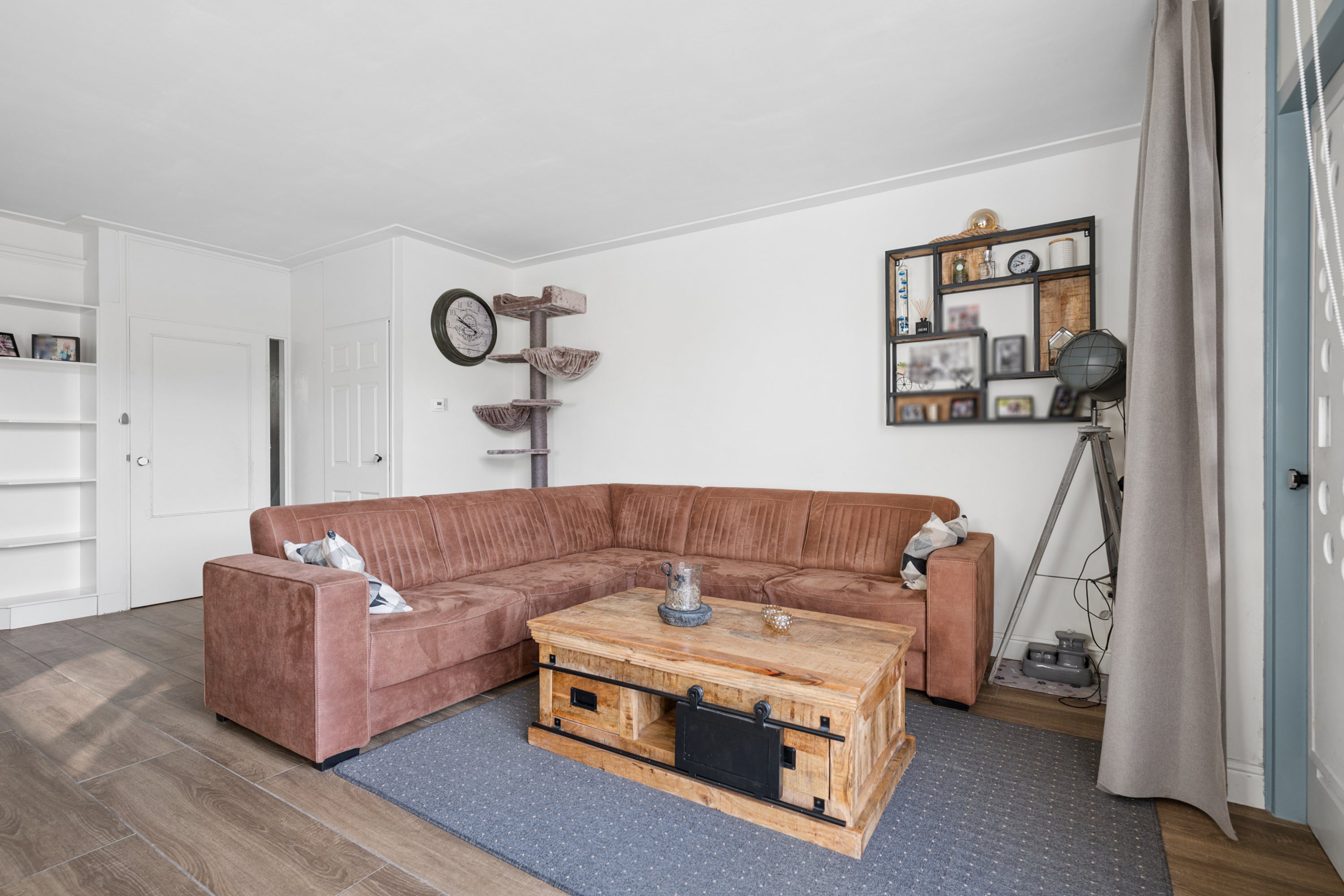 Hoekwoning te koop: Annadaal 59, Ede