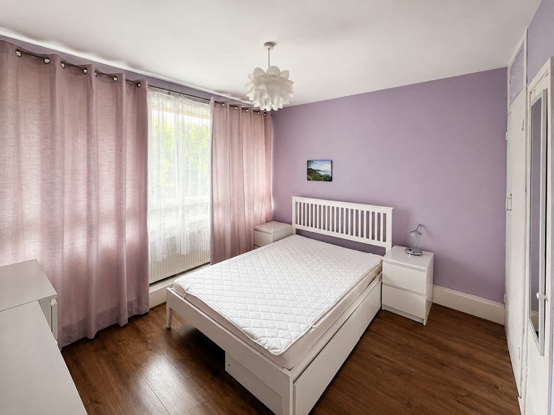 Room Highcliffe Drive in Greater London