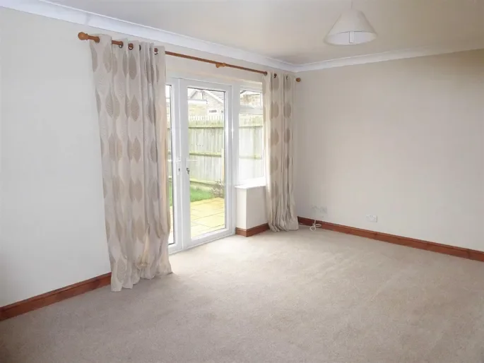 House Masefield Road in Cherwell District