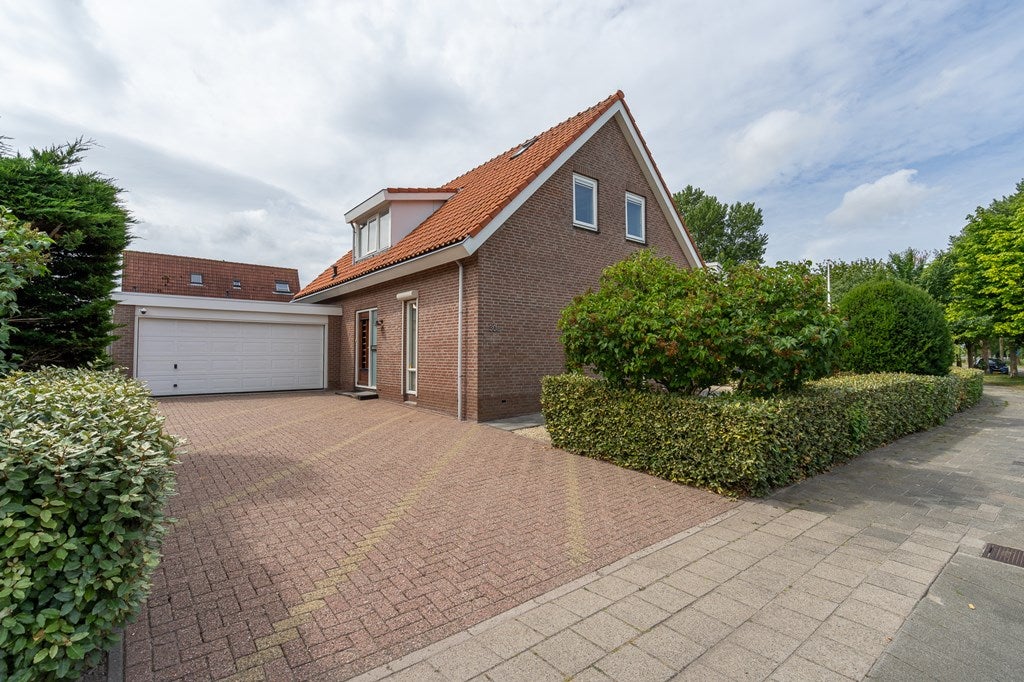 Huis Waterkeringsweg 30 B in Den Helder