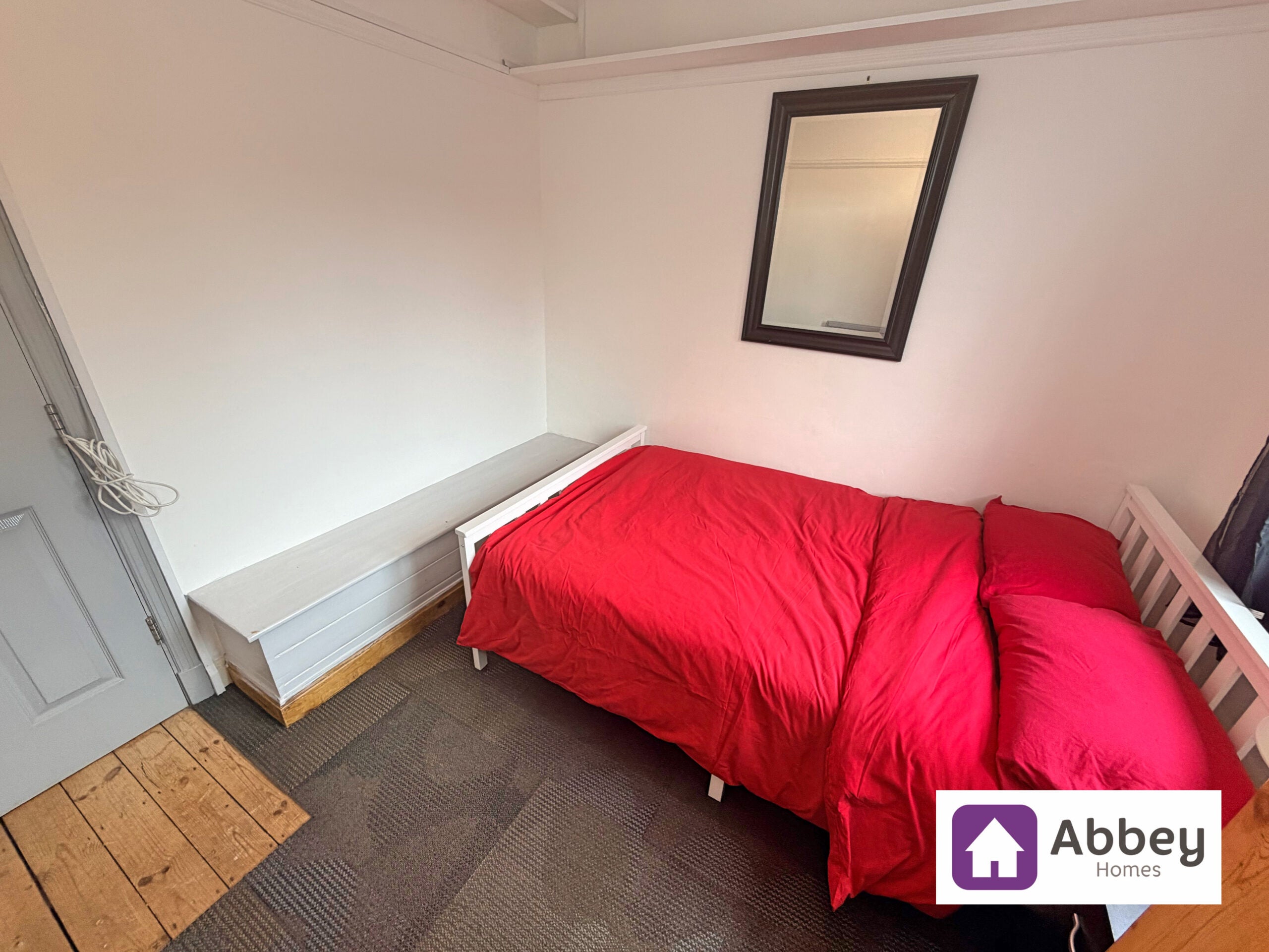 Room Groby Road in Leicester