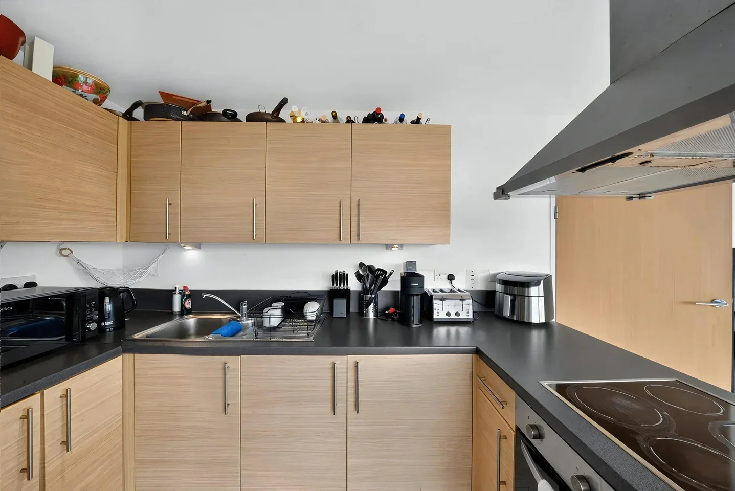 Flat Newington Causeway in Greater London
