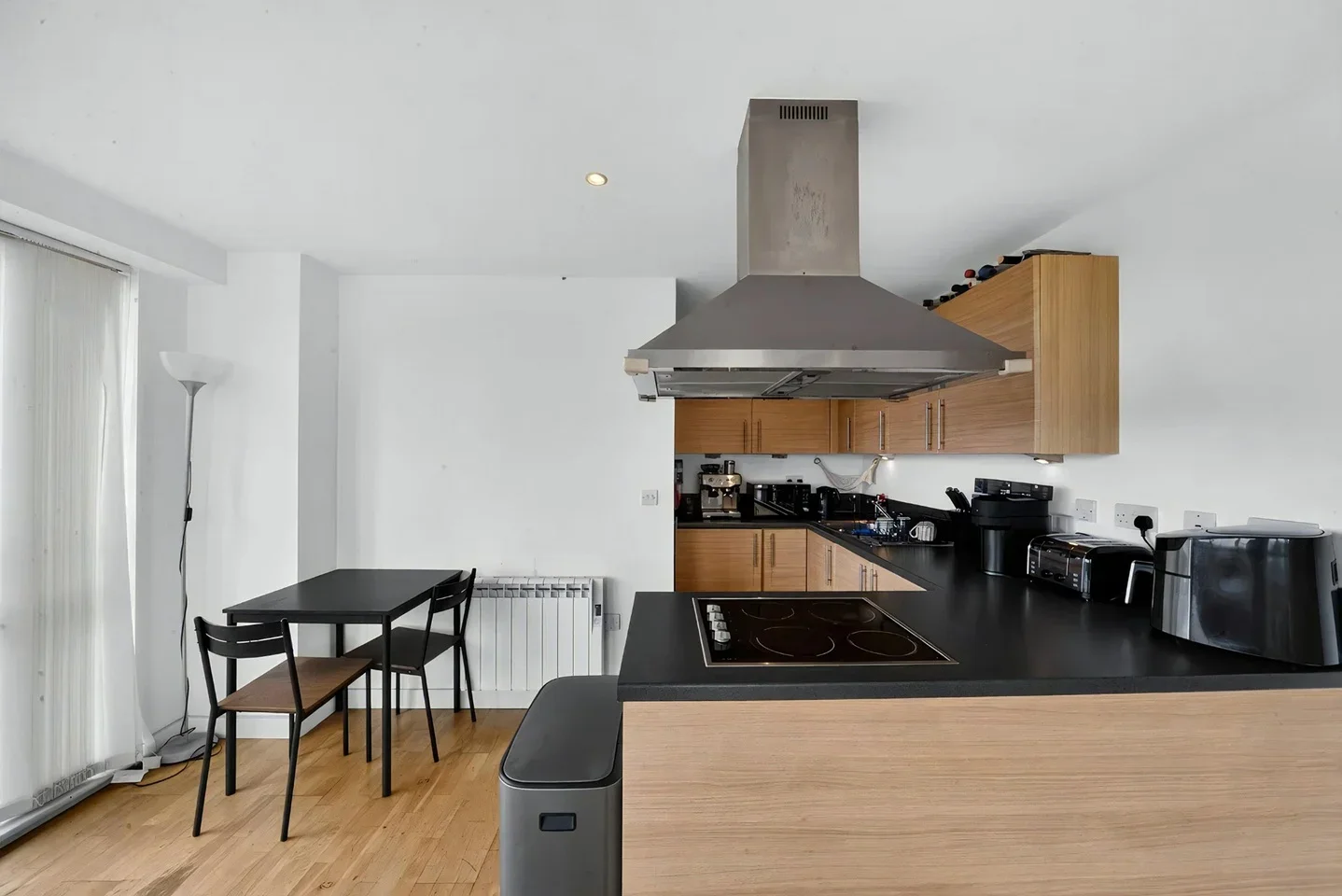 Flat Newington Causeway in Greater London