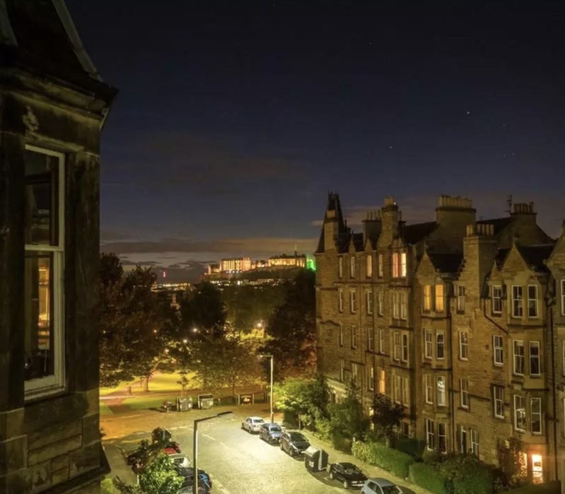 Flat Warrender Park Crescent in City of Edinburgh